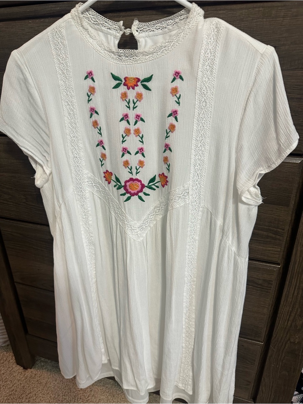 Blue Rain White dress with floral embroidery